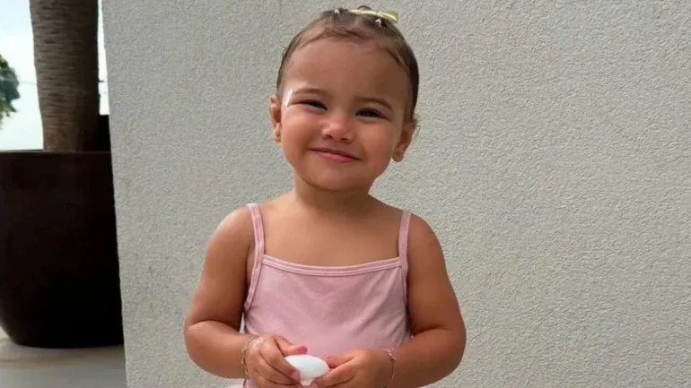 Filha de Neymar encanta fãs no balé; descubra os benefícios da prática para crianças