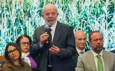 Governo oferecerá gás de cozinha para 20 milhões de famílias