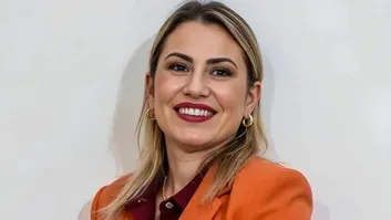 Vice-prefeita é afastada por suspeita de desviar verba para ‘amarração amorosa’