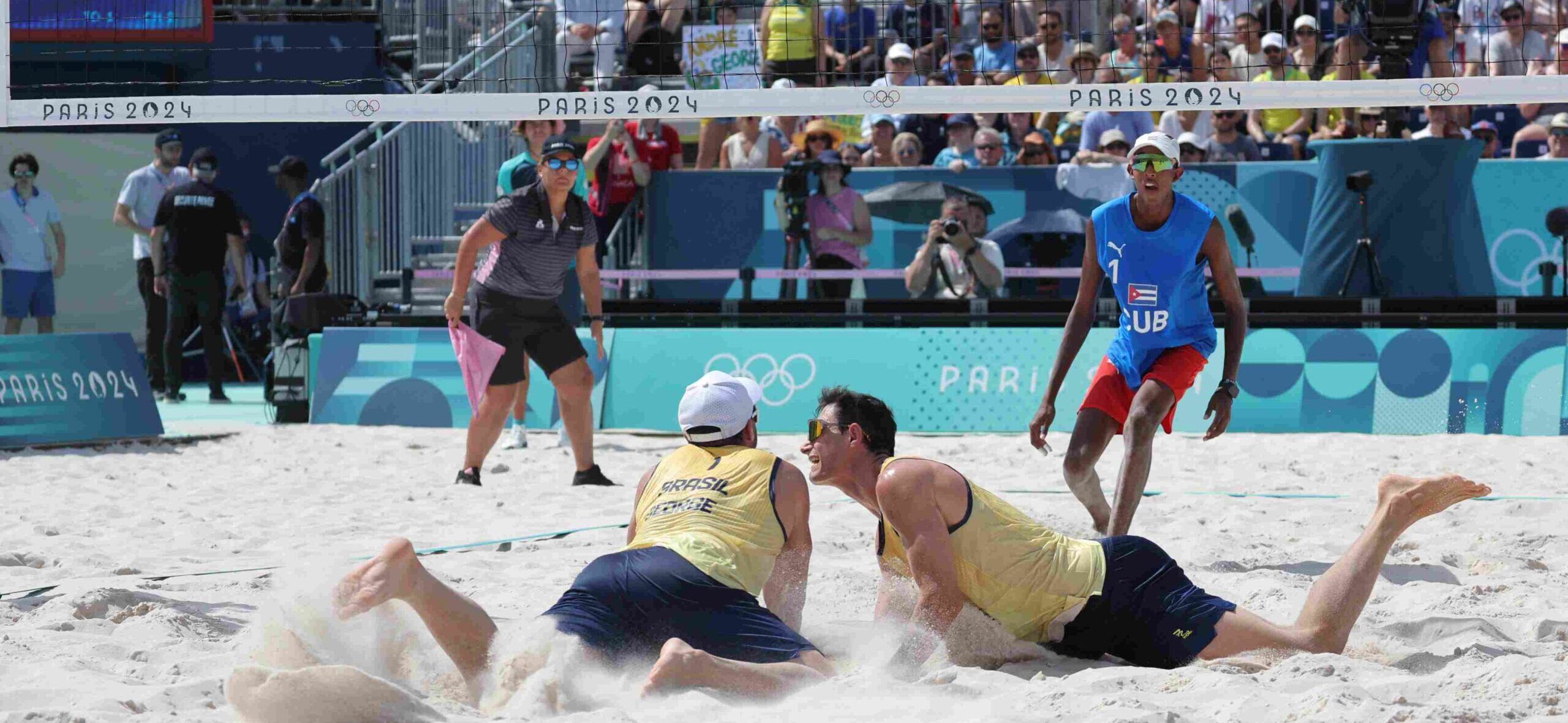 André e George perdem de alemães e terminam em nono lugar no vôlei de praia