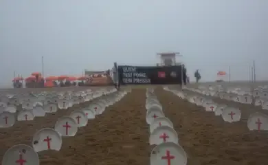 Copacabana recebe manifestações pelo fim da fome e para pressionar G20