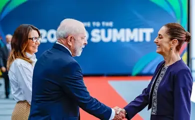 Lula e presidenta do México conversam sobre nova presidência dos EUA