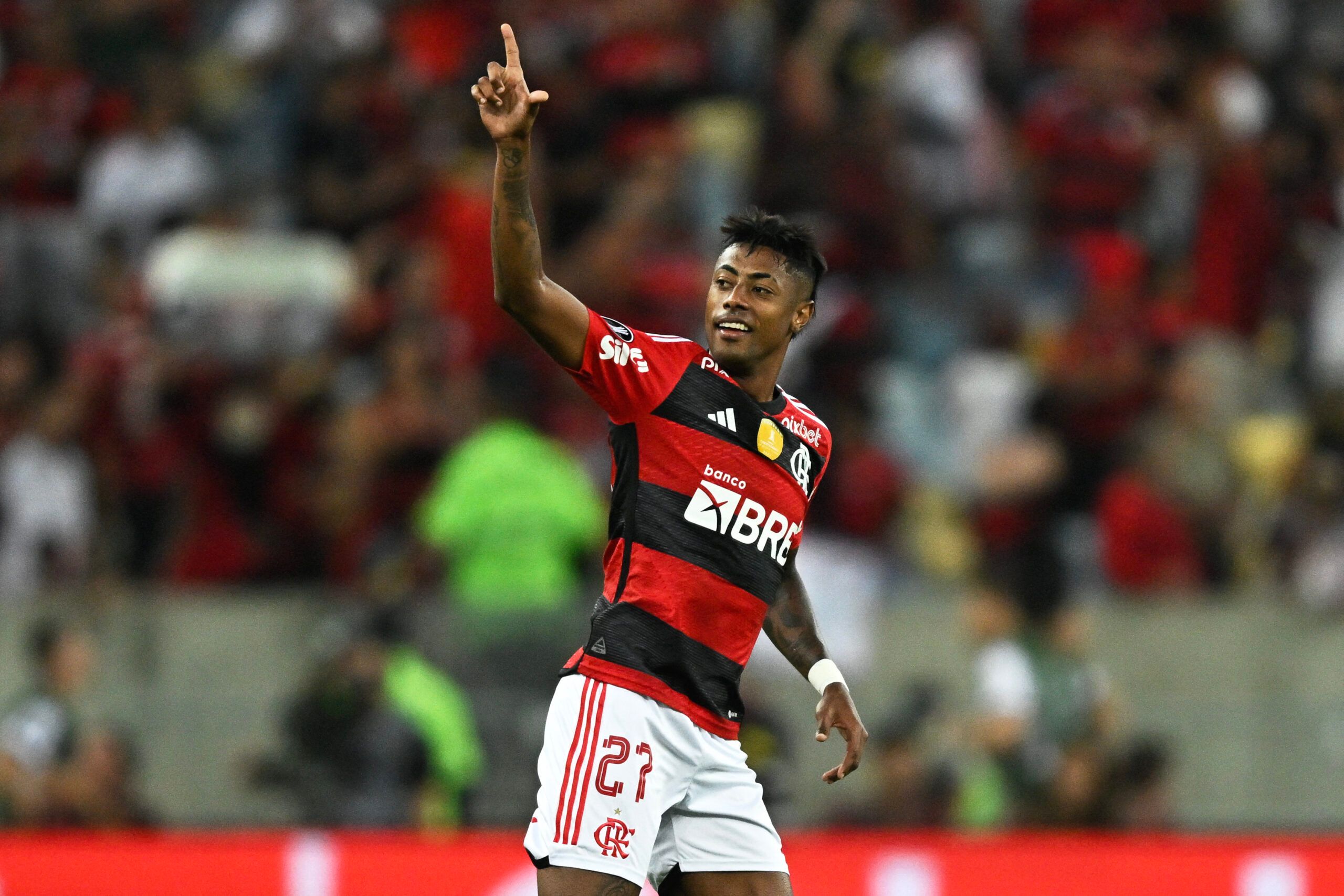Bruno Henrique marca e dá vantagem mínima ao Flamengo sobre o Olimpia na Libertadores