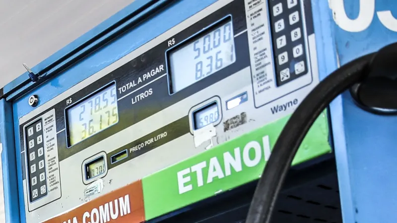 Conselho eleva de 30% para 32% teor de etanol na gasolina por 180 dias