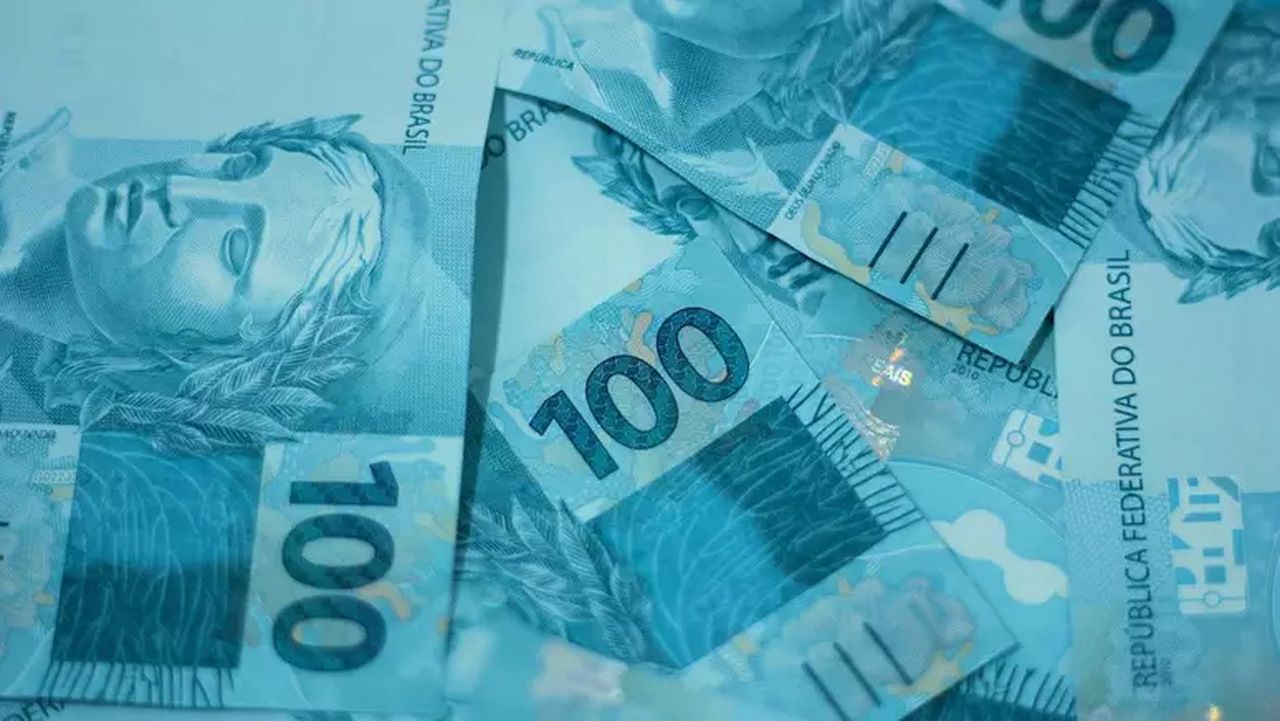 Mais 600 mil de pessoas têm acima de R$ 1 mil esquecidos no banco
