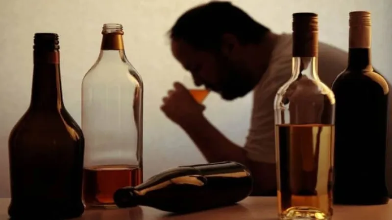 O que acontece no corpo nas primeiras 12, 24 e 48 horas após beber metanol
