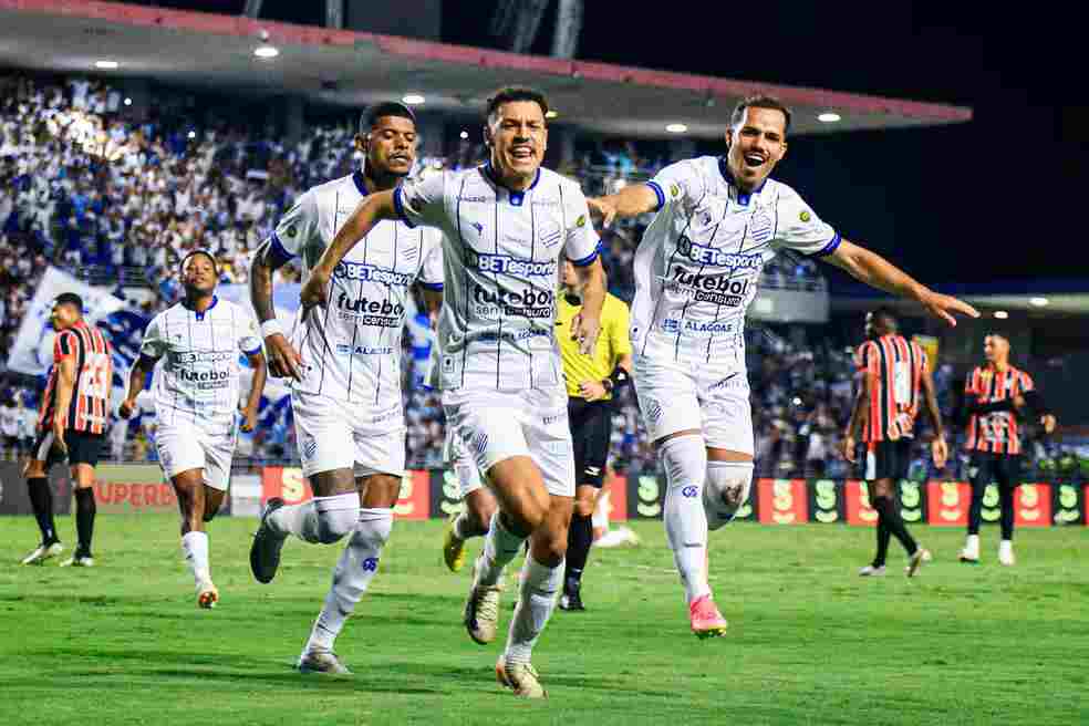 Azulão vence o ferroviário e está na semifinal da Copa do Nordeste