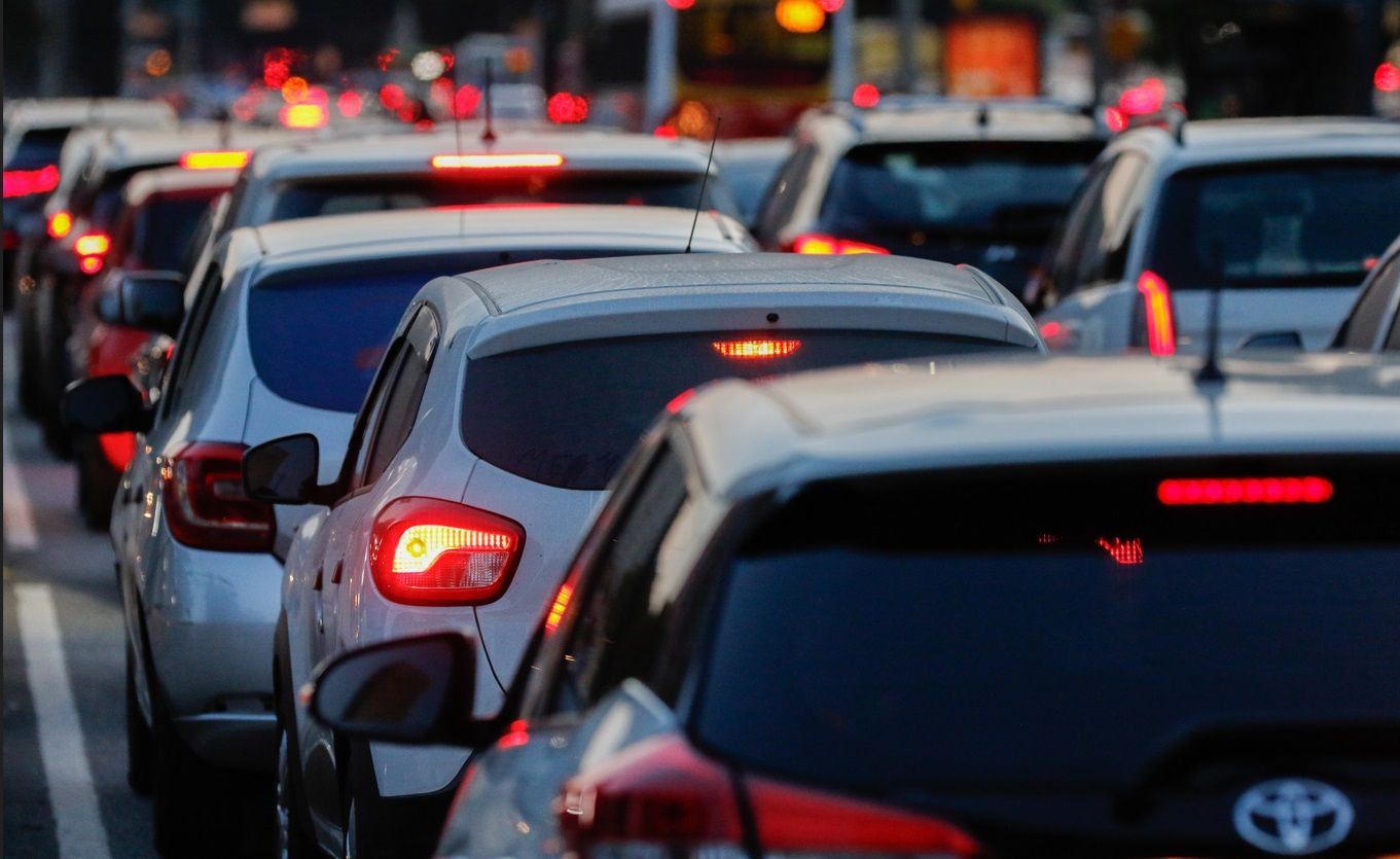 Quais carros vão ser banidos do Uber? Veja novas regras para categorias Comfort e Black