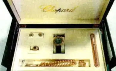 Defesa de Bolsonaro pede arquivamento do caso das joias sauditas