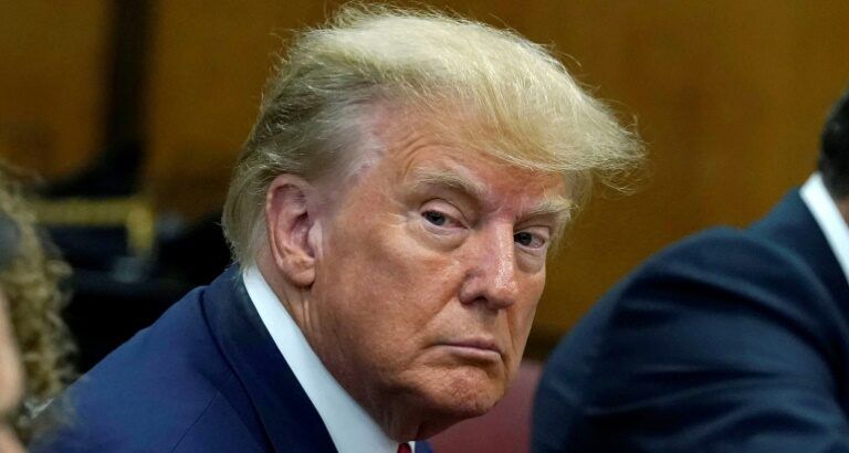 Trump se declara inocente em caso sobre invasão de Capitólio