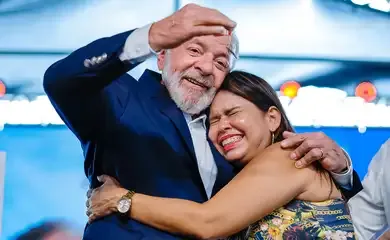 "Nós vamos derrotar as mentiras", diz Lula em Macapá