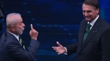 Bolsonaro tem 45,1% e ficaria à frente de Lula nas eleições de 2026