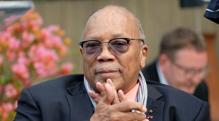 Gênio da música e do entretenimento: relembre a carreira de Quincy Jones
