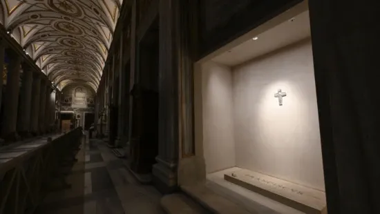 Visitação do túmulo do papa Francisco é aberta ao público
