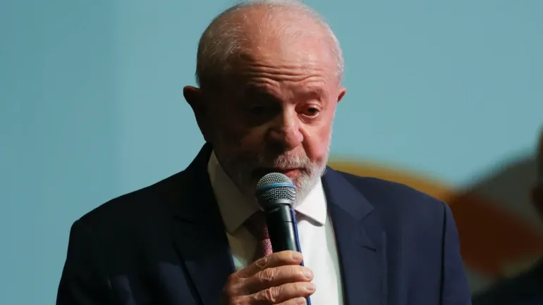 Lula: se alguém pensa como o aloprado que planejou me matar, se prepare