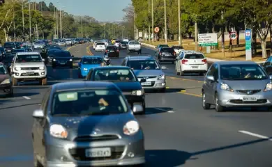 Campanha Maio Amarelo convida motoristas a desacelerarem nas rodovias