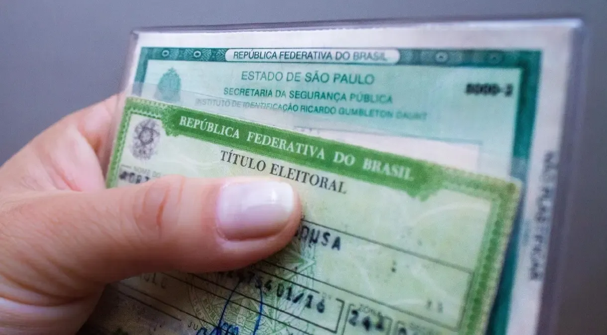 Mudou de cidade e precisa transferir o título de eleitor? Saiba o que fazer