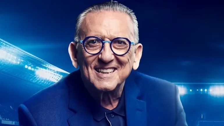 Galvão Bueno assina com a Band e está de volta à emissora após 44 anos