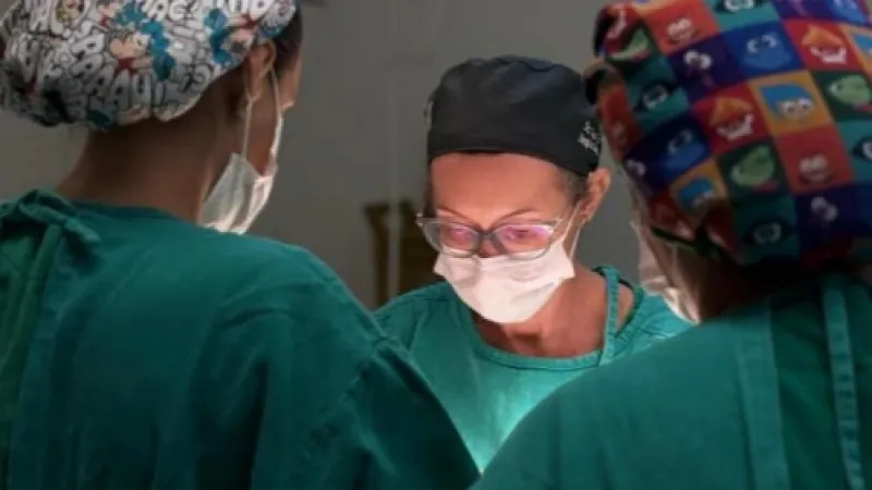 Diagnóstico precoce e cuidado integral garantem tratamento eficaz de câncer de tireoide no Hospital Metropolitano