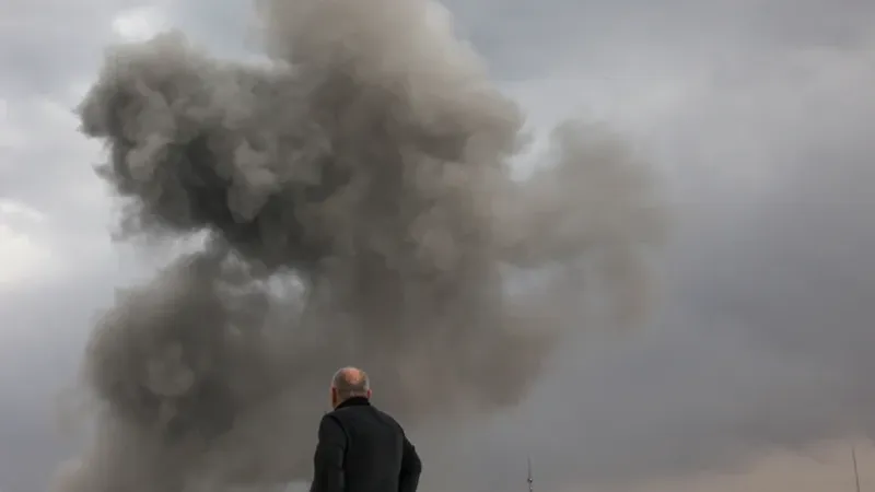 Guerra no Irã: domínio militar dos EUA indica estabilidade, diz professor Hoc