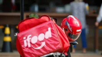 iFood e Uber se unem para compartilhar serviços em aplicativos no Brasil
