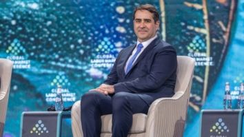 Onda de imigração recente ajudou EUA crescer mais rapidamente, diz economista do Barclays
