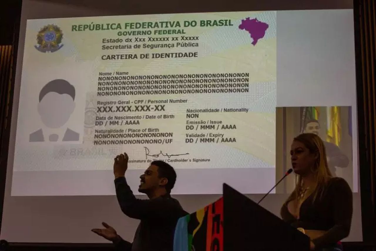 Nova carteira de identidade não fará distinção de 'nome' e 'nome social' e não terá campo 'sexo'