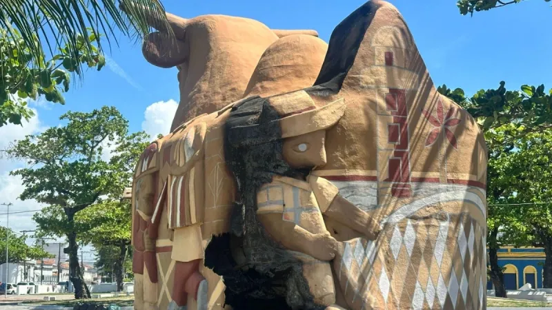 Polícia diz que vandalismo contra escultura do Alagoas Feita à Mão será punido com rigor