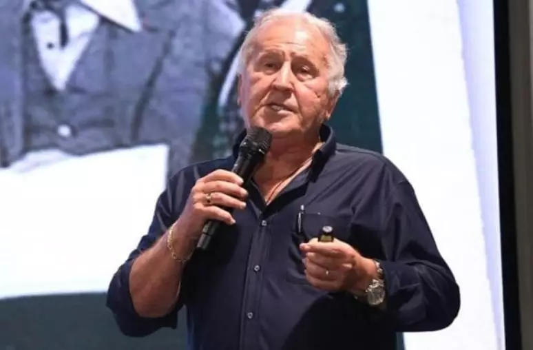 Zico critica declaração do presidente da Conmebol: 'Boca fechada é melhor'