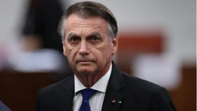 Quem são os ministros do STM que vão julgar perda de patente de Bolsonaro