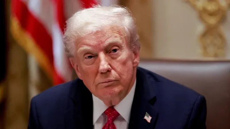 Trump afirma que trégua prossegue em Gaza apesar de ataques israelenses