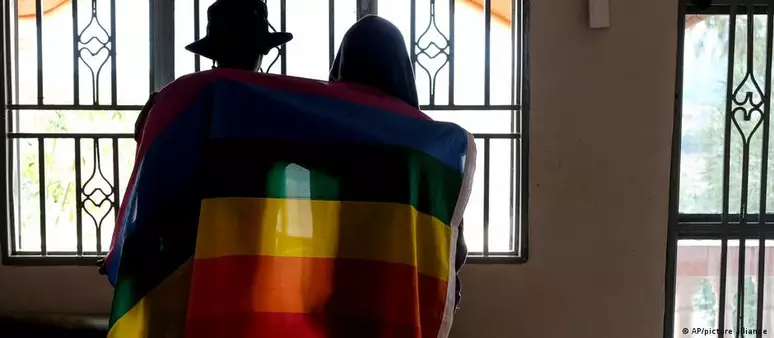 Vaticano diz "não" a mudança de sexo e teoria de gênero em documento