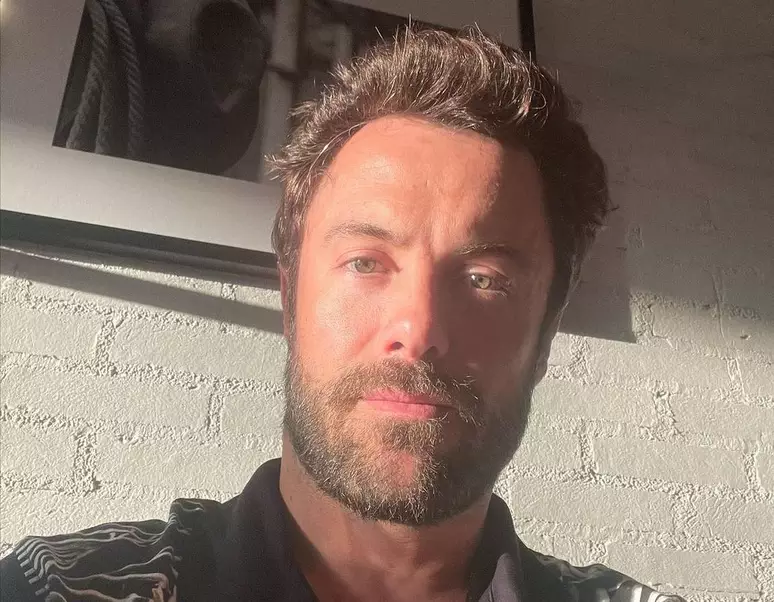 Kayky Brito: ator segue internado em estado grave em UTI