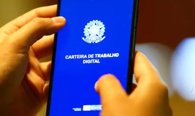 Brasil tem desemprego de 7,0% no tri até março, diz IBGE