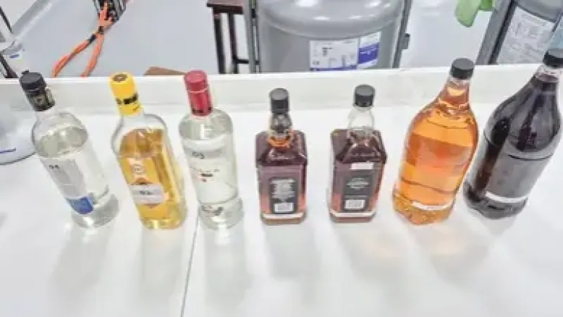 PF apura se metanol abandonado é usado para adulterar bebidas