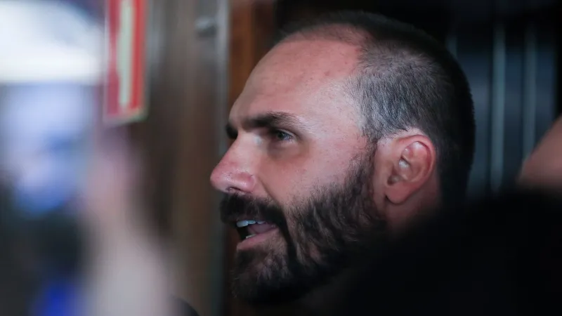 STF decide se Eduardo Bolsonaro será condenado no processo do tarifaço