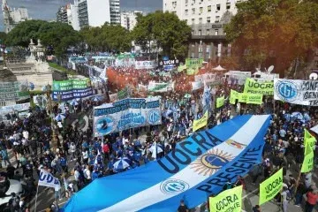 Javier Milei enfrenta terceira greve geral na Argentina