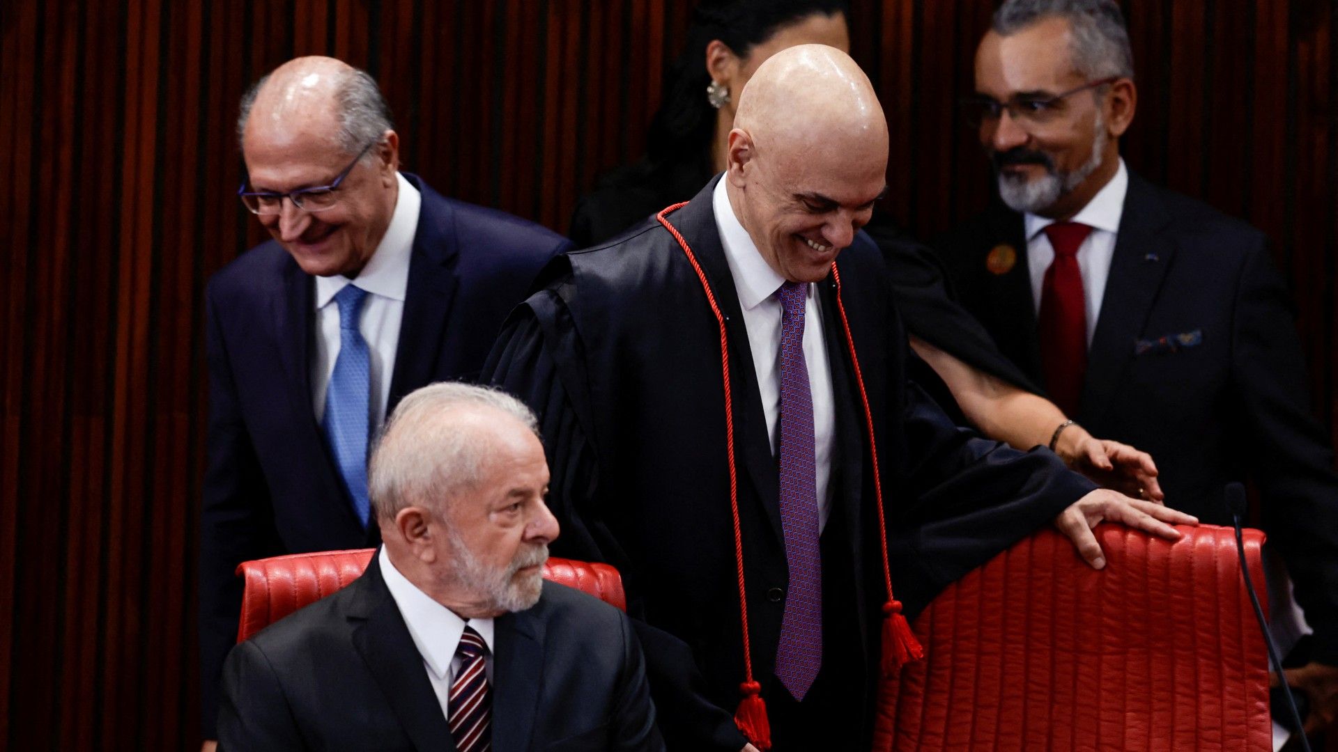 Militares cogitaram envenenamento, armamento pesado e explosivos para matar Lula, Alckmin e Moraes