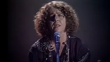 Morre Cristina Buarque, cantora e irmã de Chico Buarque, aos 74 anos