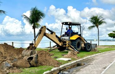 Infraestrutura troca tubulação para recuperar sistema de drenagem no Jaraguá