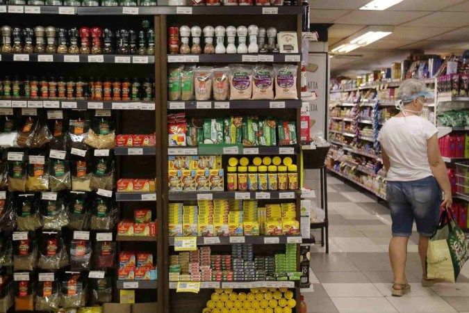 Governo tem o desafio de baixar o preço dos alimentos
