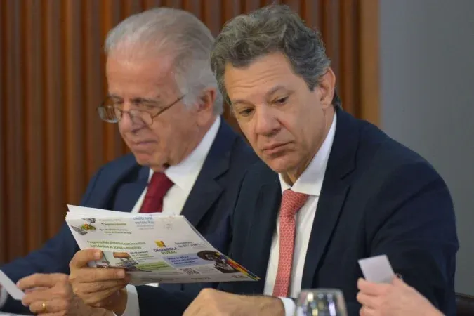 Governo não consegue cortar gastos sem passar pelo Congresso, diz Haddad