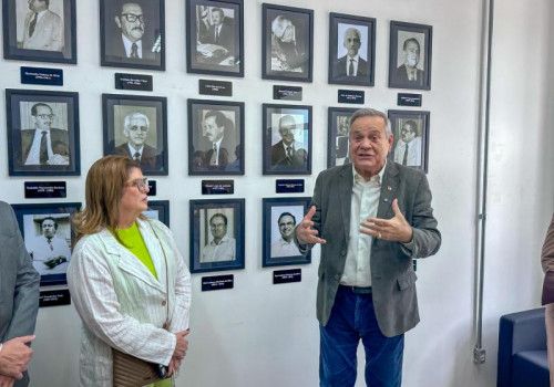 Ronaldo Lessa inaugura Galeria dos Vice-Governadores de Alagoas