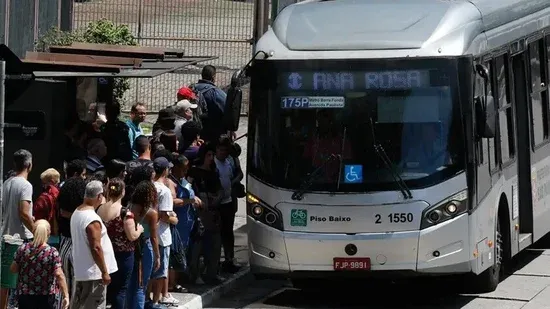 Ataques a ônibus em SP: o que se sabe até agora