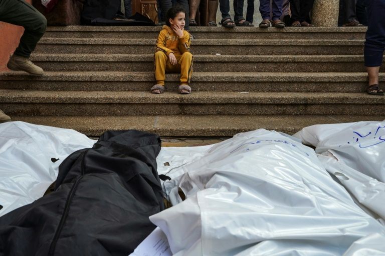 Israel intensifica ataques no centro e sul de Gaza