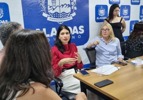 Membros da Caisan se reúnem para discutir o combate à fome em AL