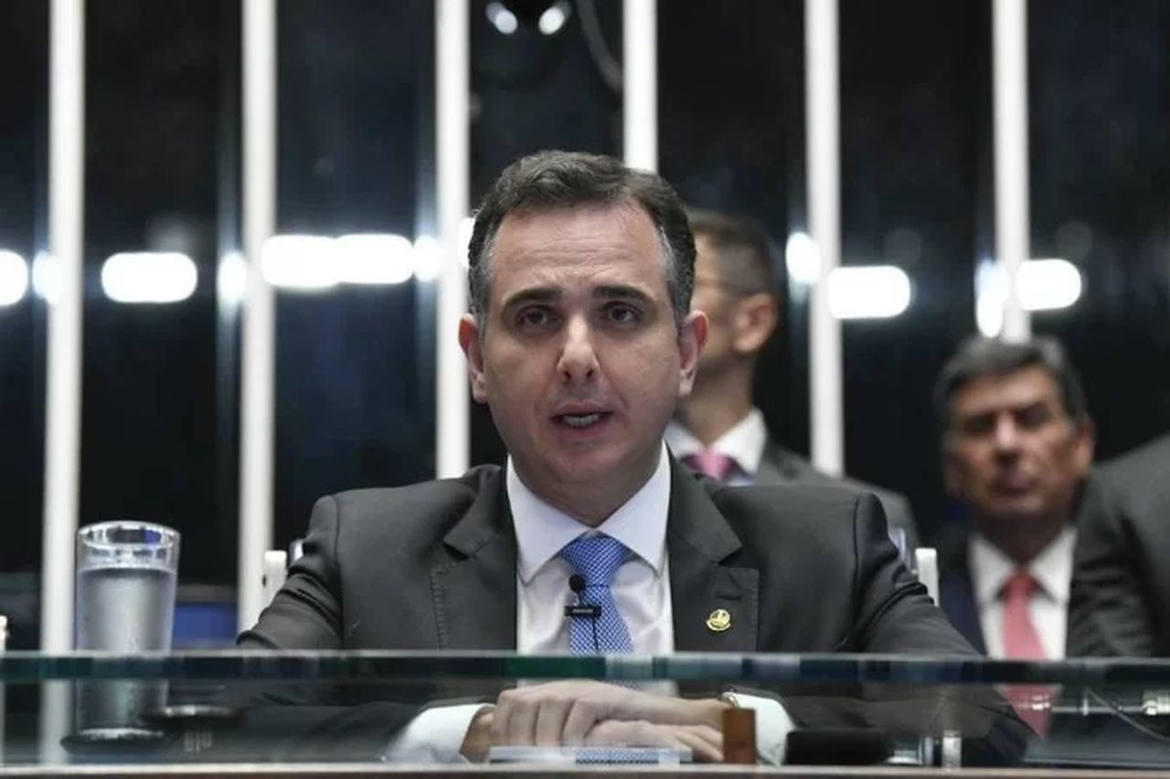 Planalto entra em cena e tenta sanar crise entre Lira e Pacheco