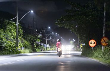 Prefeitura de Maceió finaliza obra de iluminação na AL-101 Norte