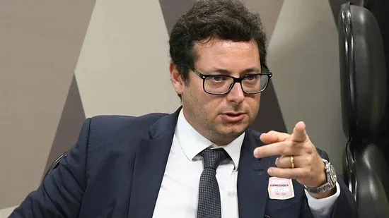 PF ouve advogado de Bolsonaro e Fábio Wajngarten sobre contatos com Mauro Cid