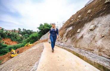 Contenção definitiva de encostas: "muda a vida das pessoas", diz engenheira que comanda as obras